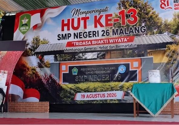 HUT SMPN 26 ke 13